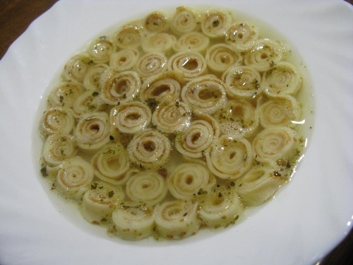 Млинці до бульйону