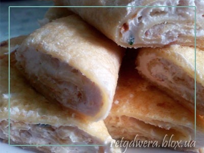 Рулетики з копченою рибою