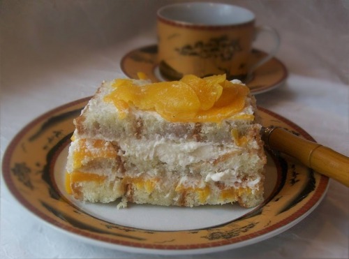 Семифреддо с персиками