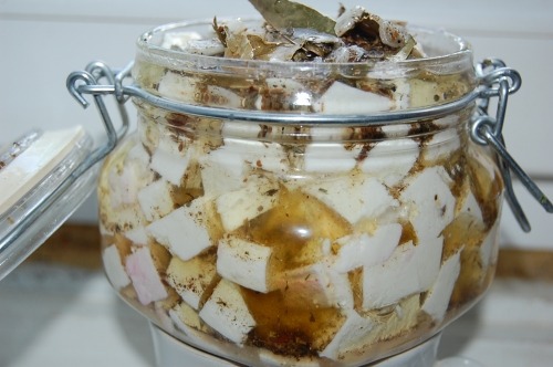Маринованная брынза