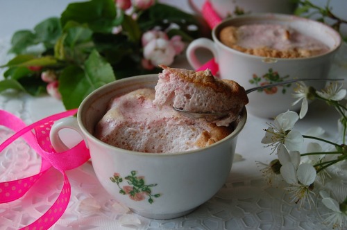 Полуничне суфле