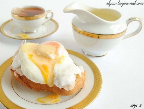 Яйцо "Бенедикт" с курицей