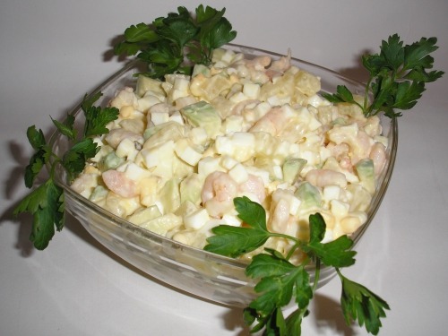 Салат с креветками