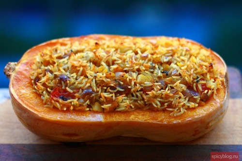 Тыква, фаршированная рисом
