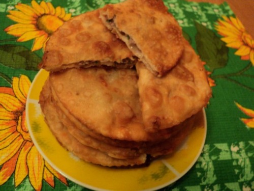 Чебуреки по-крымски