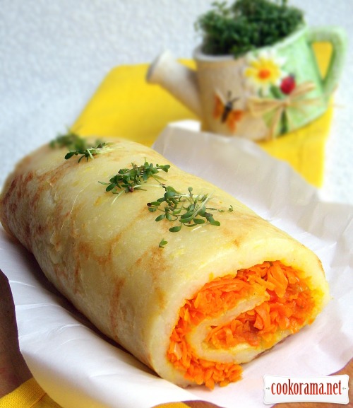 Картофельный рулет с морковью