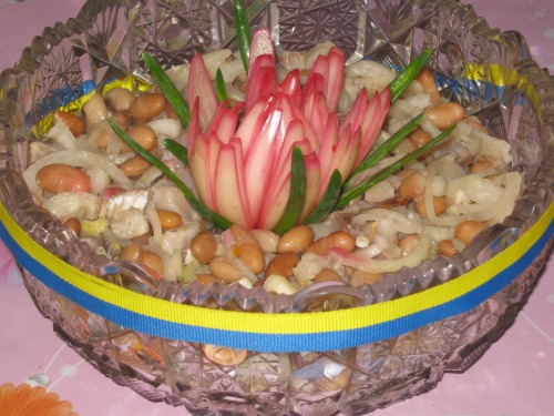 Салат з оселедця і квасолі