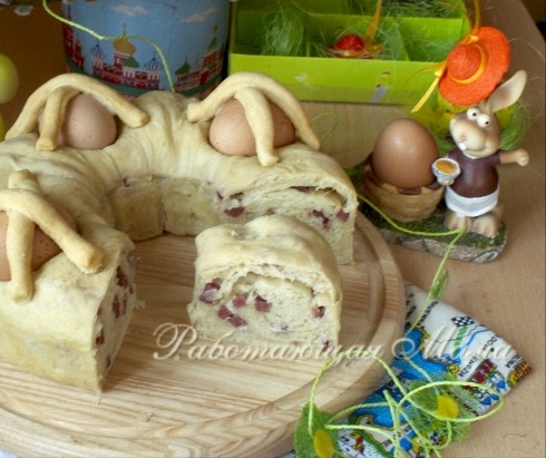 Італійський пасхальний хліб Casatiello Napolitano