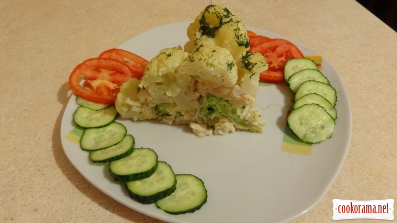 Cauliflower stuffed with broccoli