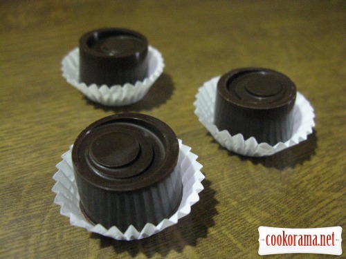 Шоколадні цукерки з згущеним молоком