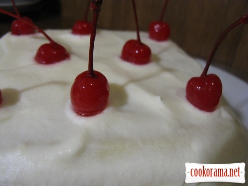 Cake in microwave "Cherry on snow"