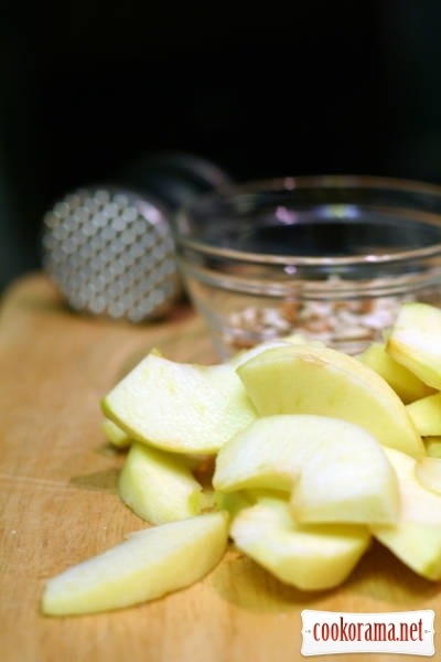 «Передвалентиння», або ідеальний романтичний десерт з одного яблука або яблука з сабаньйоном