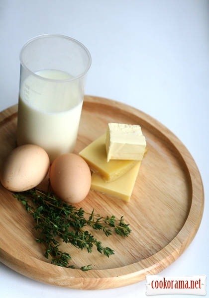 Gougeres - cheese pies