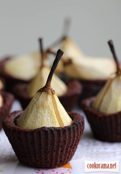 Chocolate muffins with pears