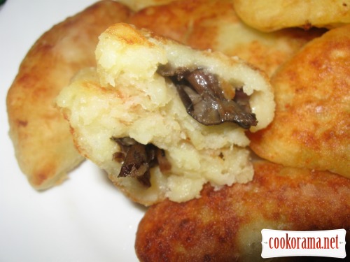 Lenten patties with mushrooms