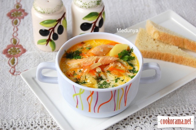 Creamy soup with salmon