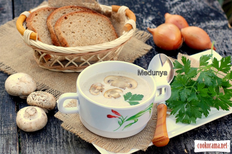 Французский грибной крем-суп