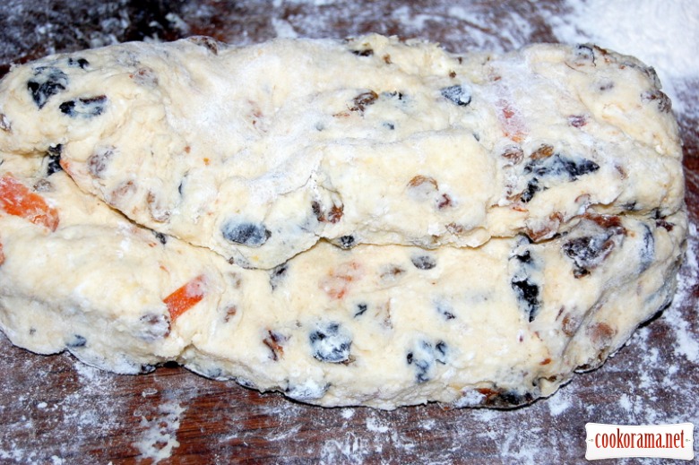 Christmas fruit cake