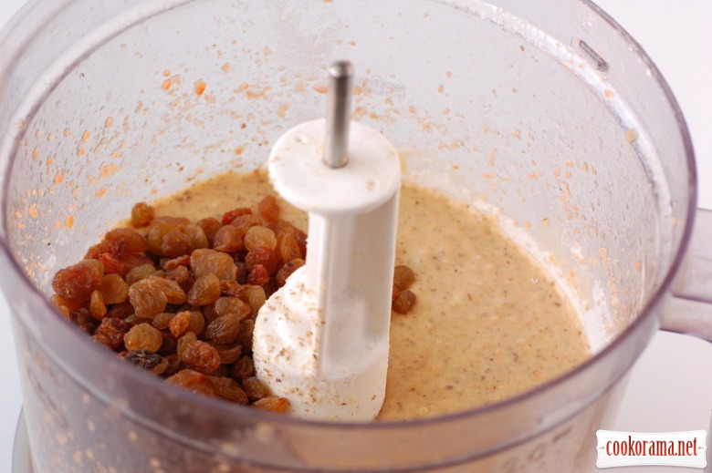 Lean carrot cakes with nuts