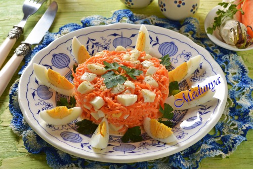 Салат із моркви, яєць і хрону
