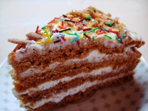 Honeycake "Funny cake"