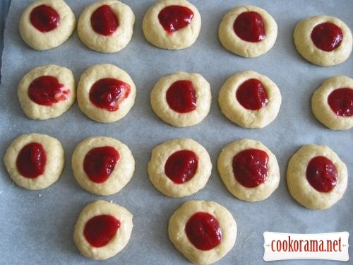 Cookies with cranberries