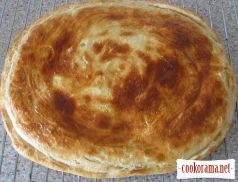 Puff khachapuri with cheese