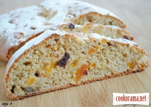 Stollen from cottage cheese, orange, nuts and dried fruits