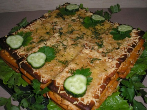 Lasagna from crackers