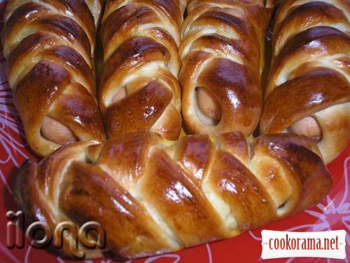 Variant of sausage in dough