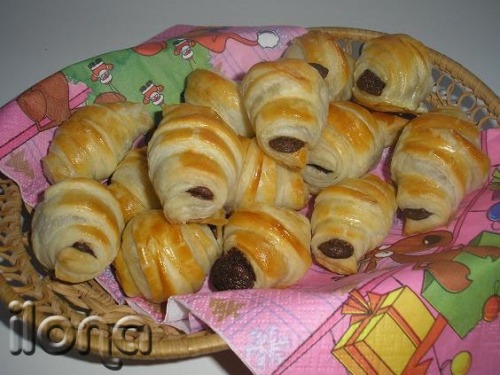 Chocolate crescent rolls "As easy as pie"