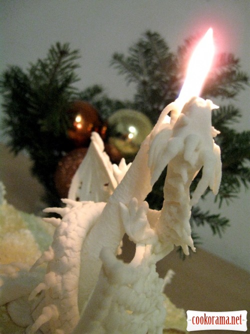 Торт «Новорічний дракон»