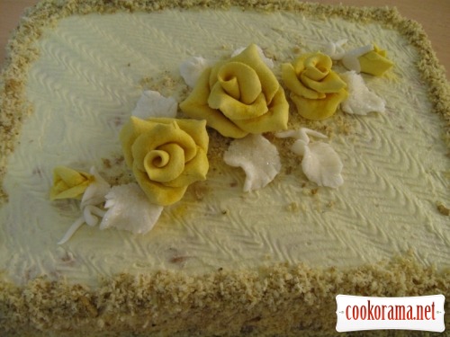 Торт-безе «Королевский» с орехами, рецепт с фото — steklorez69.ru