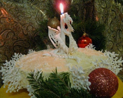 Торт "Новорічний дракон"