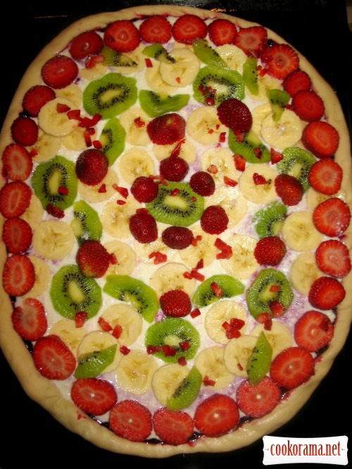 Фруктово-ягодная пицца