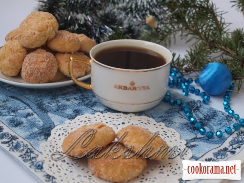 Christmas curd cookies with dried apricots