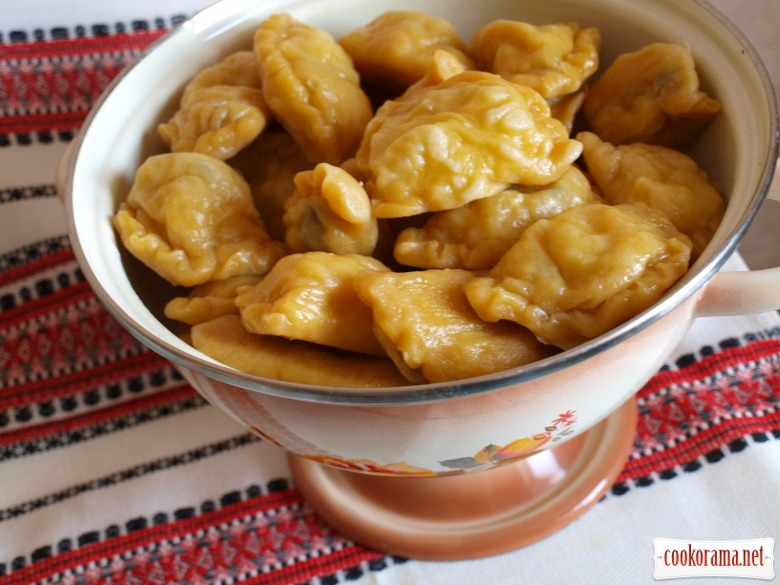 Dumplings from lean pumpkin dough