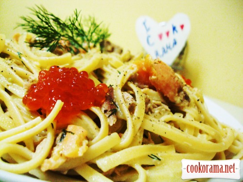 Linguine with tuna, smoked salmon and red caviar