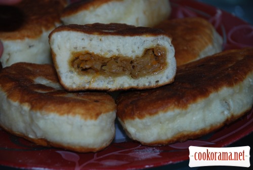 Lenten patties with cabbage