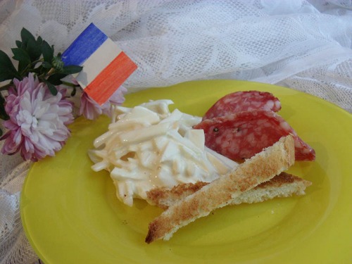 Французский салат из сельдерея