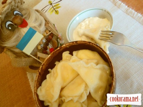 Vareniki with curd