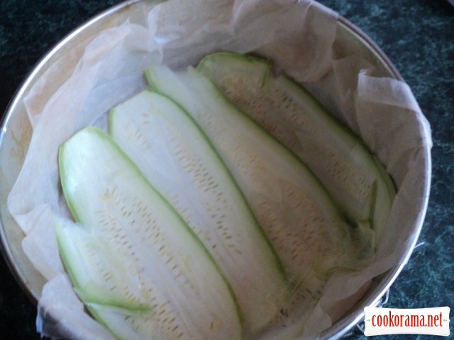 Vegetarian lasagna with courgette