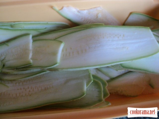 Vegetarian lasagna with courgette