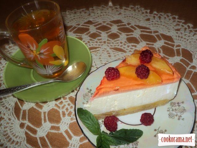 Торт «Персиковий нектар»