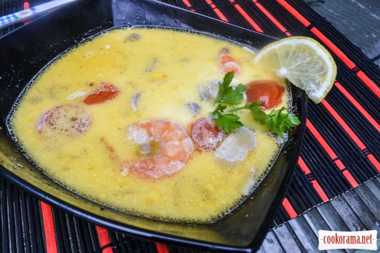 Тайский суп Том-Кха