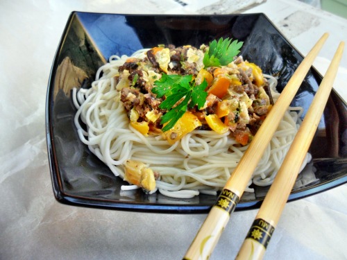 Somen noodles with a liver in a creamy sauce