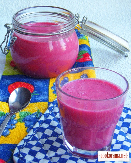 Blueberry mousse with semolina