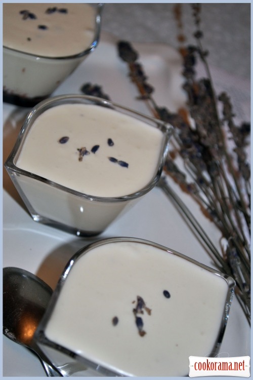 Lavender-rіcotta dessert ©