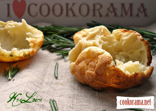 Rosemary popovers