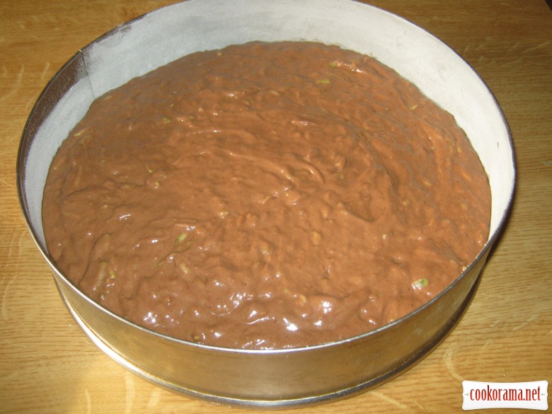 Кабачково-шоколадний пиріг